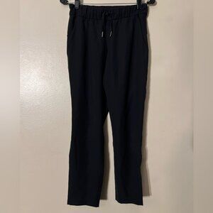 lululemon athletica Black Dance Pants/Joggers Size 4 EUC